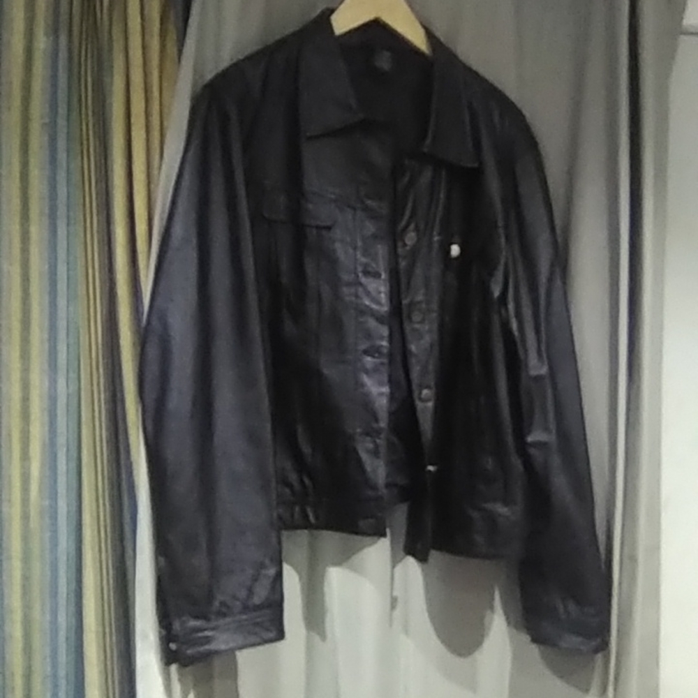 Metrostyle Black Leather stylish jacket